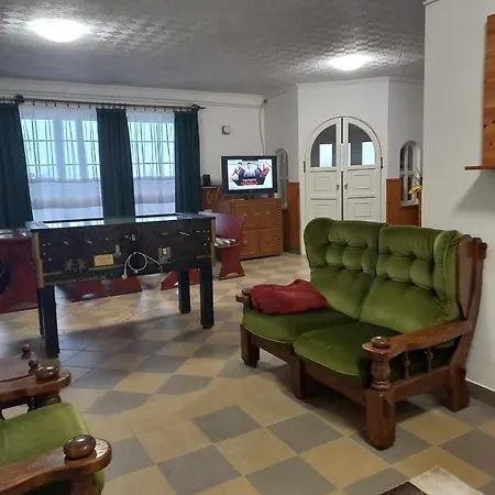 Evita Vendeghaz * Sajokapolna