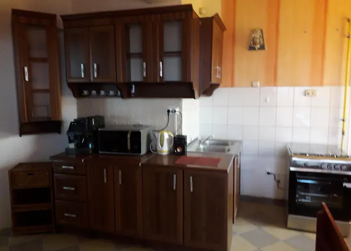 Apartament Evita Vendeghaz Sajokapolna