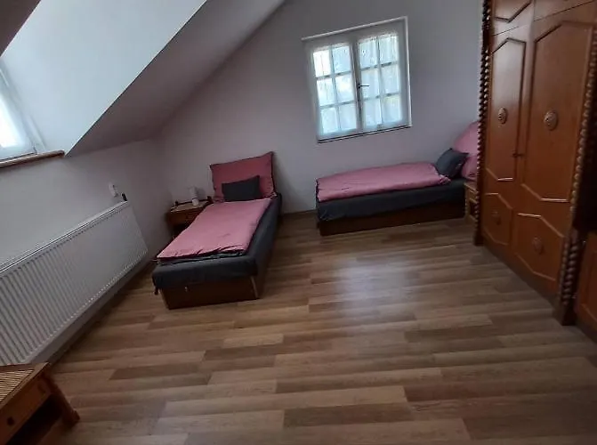 Evita Vendeghaz Sajokapolna