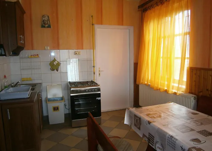 Evita Vendeghaz Apartament Sajokapolna