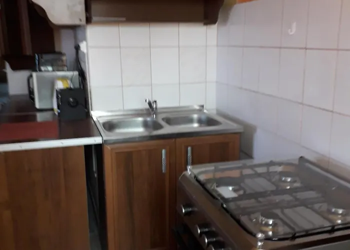 Evita Vendeghaz * Sajokapolna