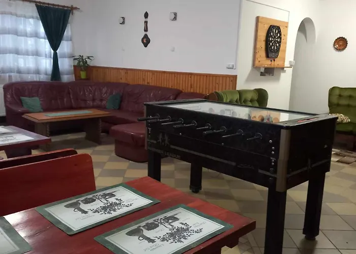 Evita Vendeghaz Sajokapolna