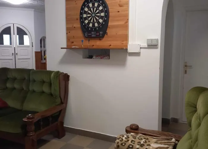 Evita Vendeghaz Sajokapolna